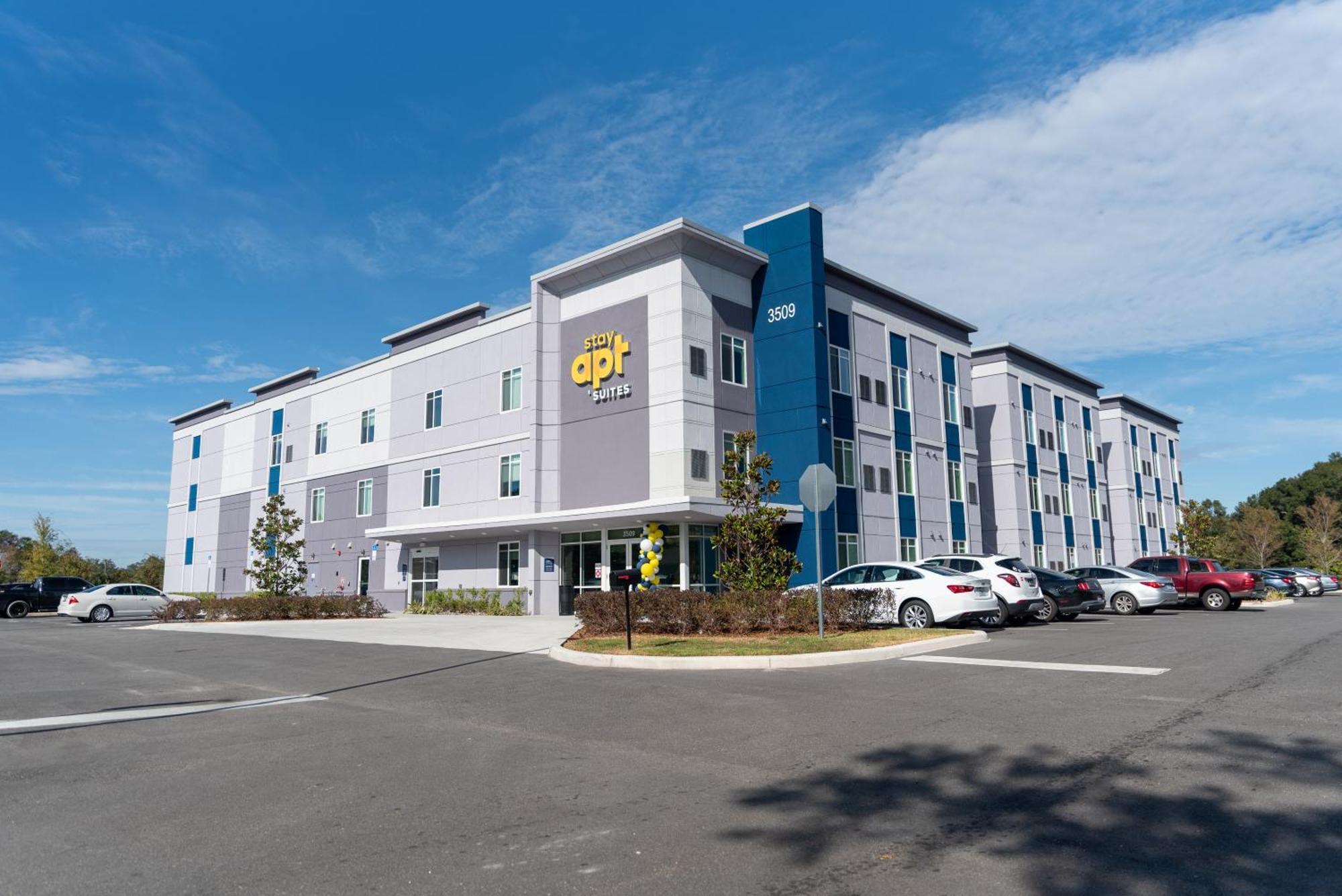 Stayapt Suites Ocala Exterior photo